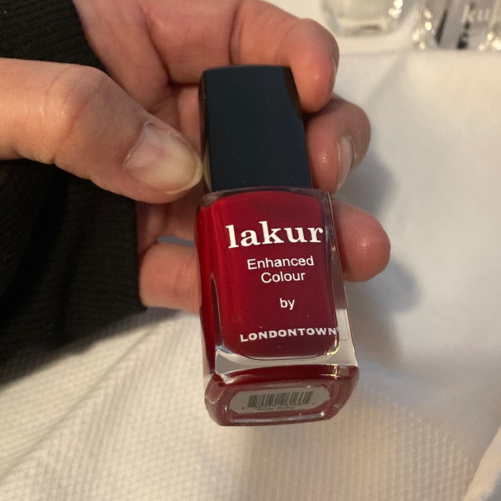 Nail Polish Collection - Red, Gold, Silver, Brown, Cream - Picture 8 of 13